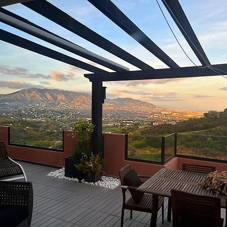 Bright Apartment In The Hills Of Elviria مالقة المظهر الخارجي الصورة