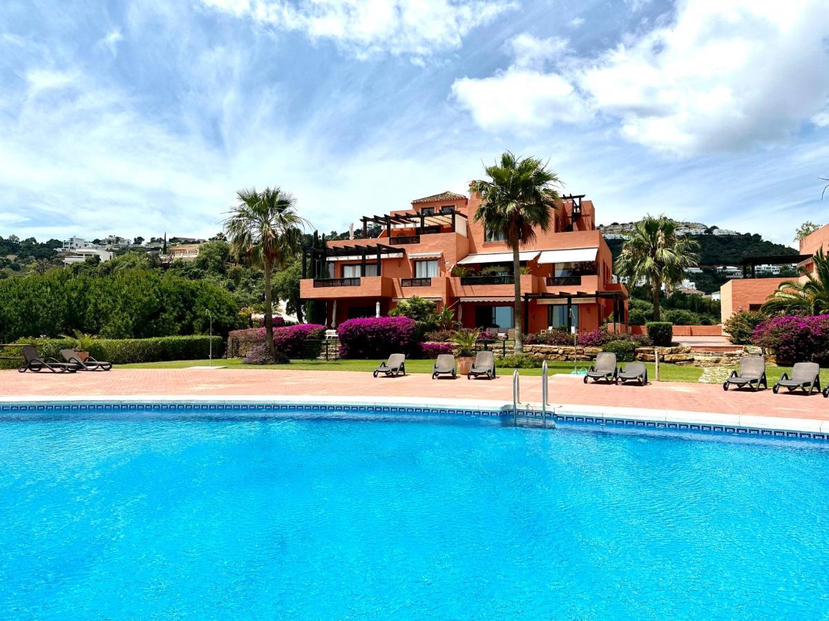 Bright Apartment In The Hills Of Elviria مالقة المظهر الخارجي الصورة
